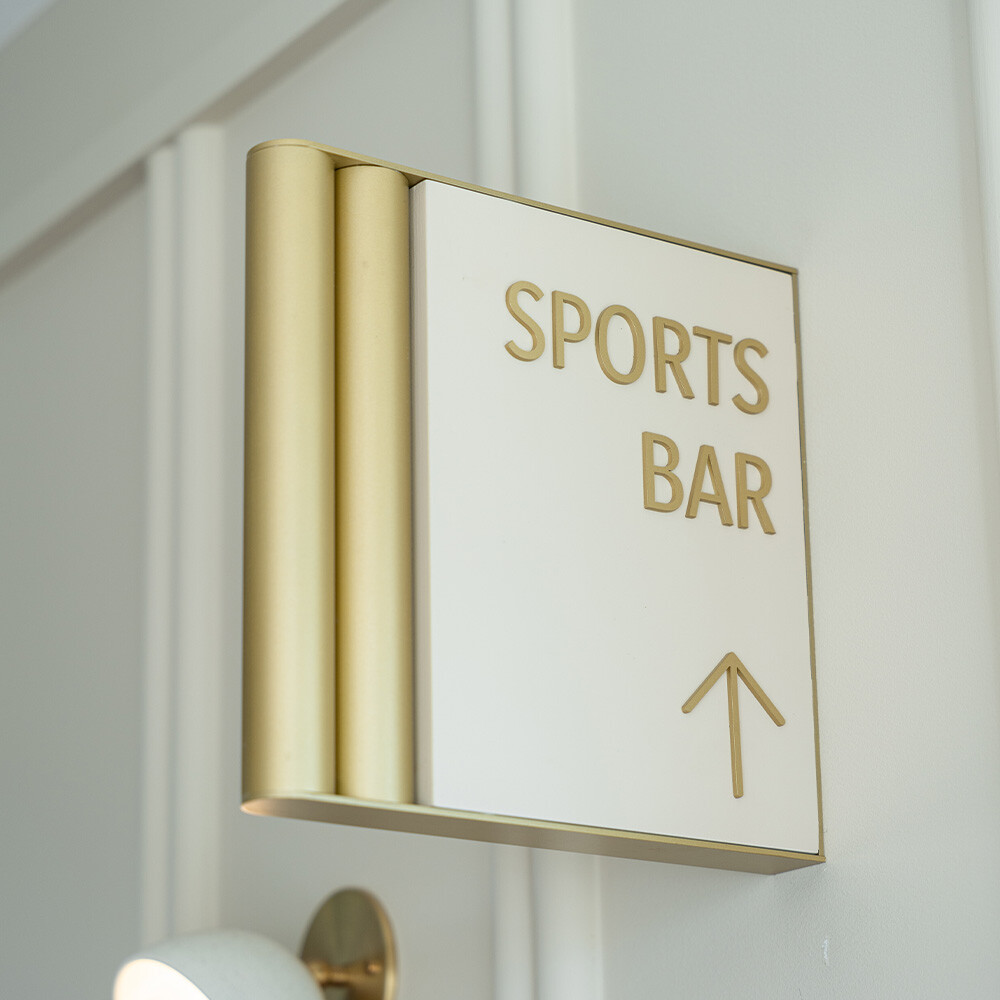 sports bar